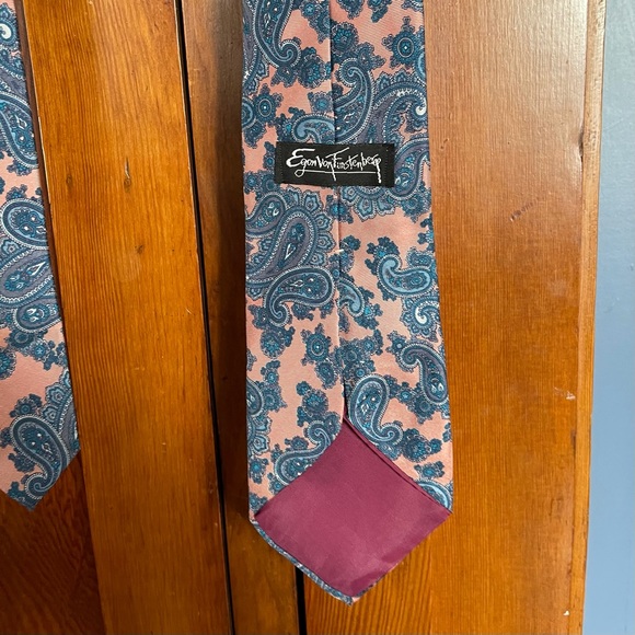 Men’s Egon Von Furstenburg Tie - Picture 2 of 2